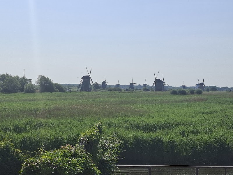 Bus & Camper parking Kinderdijk - Bus & Camper parking Kinderdijk, Lekdijk 432a, 2957 EN Nieuw-Lekkerland, Netherlands