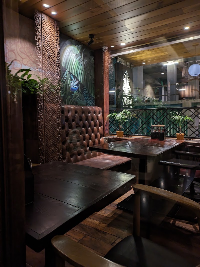 Nebali fusion cafe - Nebali fusion cafe New Market - Lal Market Rd, above tripti’s bakery, opposite Oberoi building, Vishal Gaon, Gangtok, Sikkim 737101, India