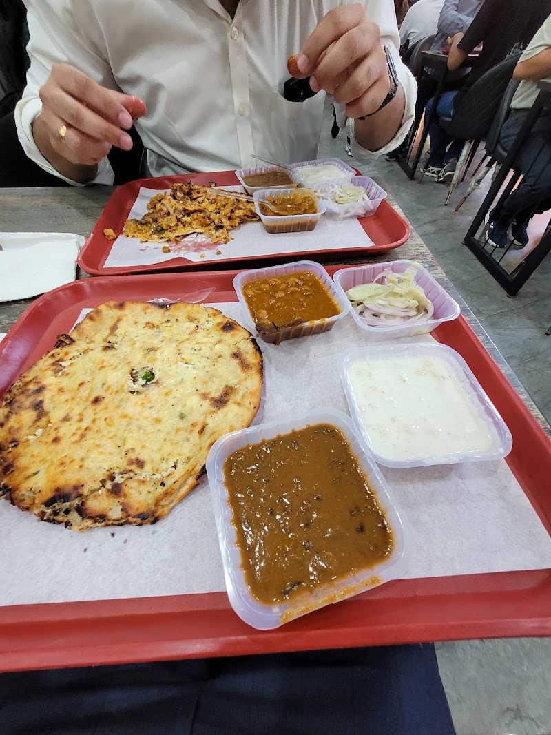 Sanjay Chur Chur Naan - Sanjay Chur Chur Naan 6-7, Moolchand Metro Station, Near, Vikram Vihar, Lajpat Nagar IV, Defence Colony, New Delhi, Delhi 110024, India