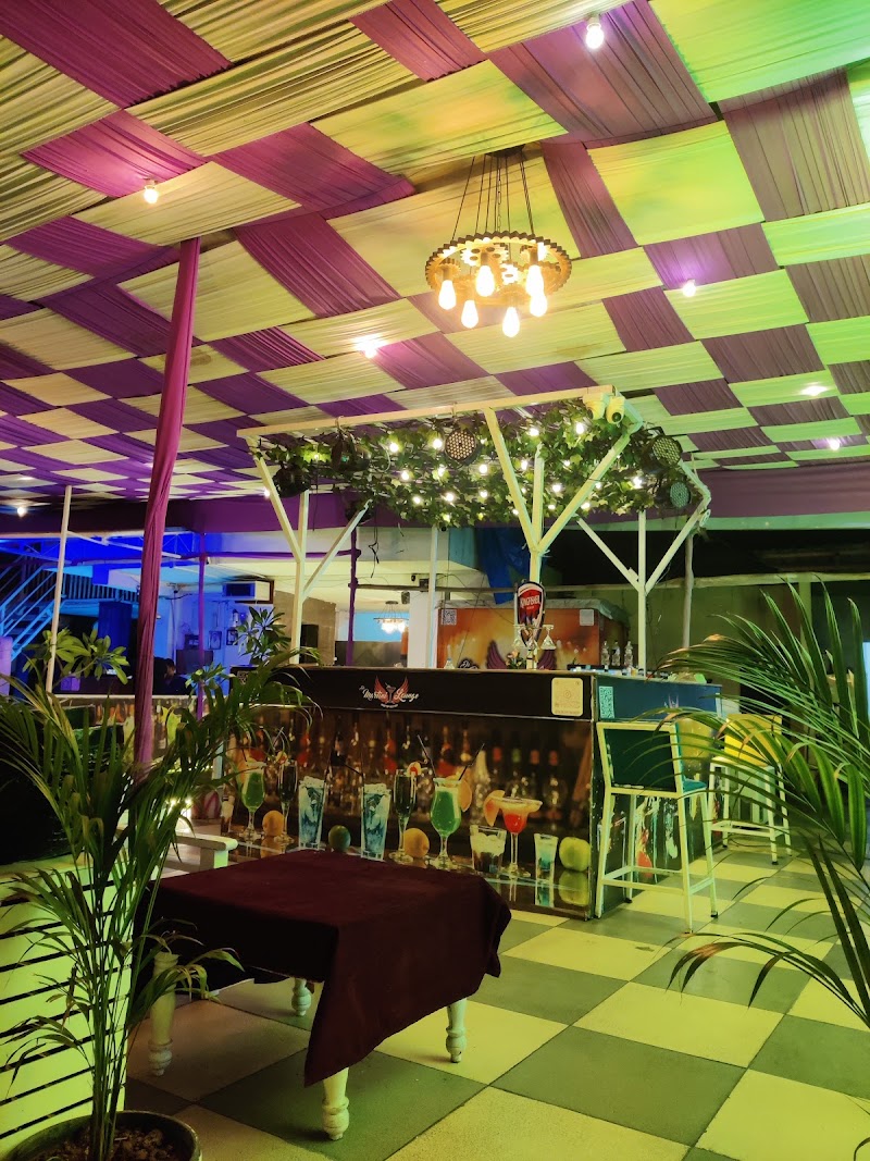 De Martini Lounge