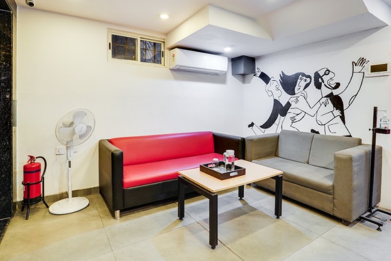 Townhouse by OYO BTM Layout Near Madiwala Lake Formerly Q Rooms - Townhouse by OYO BTM Layout Near Madiwala Lake Formerly Q Rooms, Plot Number 447, 7th Cross Rd, Stage 2, Mico Layout, BTM Layout 2nd Stage, BTM Layout, Bengaluru, Karnataka 560076, India