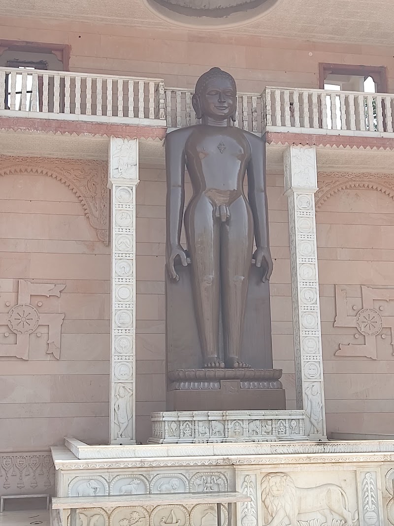 SHREE MAHAVEER SWAMI JAIN Digambar MANDIR - SHREE MAHAVEER SWAMI JAIN Digambar MANDIR, P2MR+Q5G, Raj Nagar, Ekolasi, Hindaun, Rajasthan 322230, India