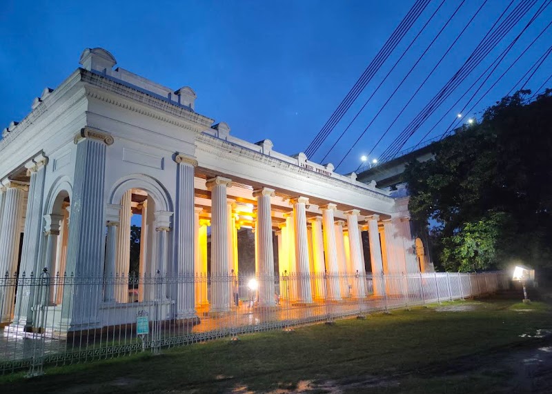 James Prinsep Monument - James Prinsep Monument Strand Rd, Maidan, Fort William, Hastings, Kolkata, West Bengal 700021, India