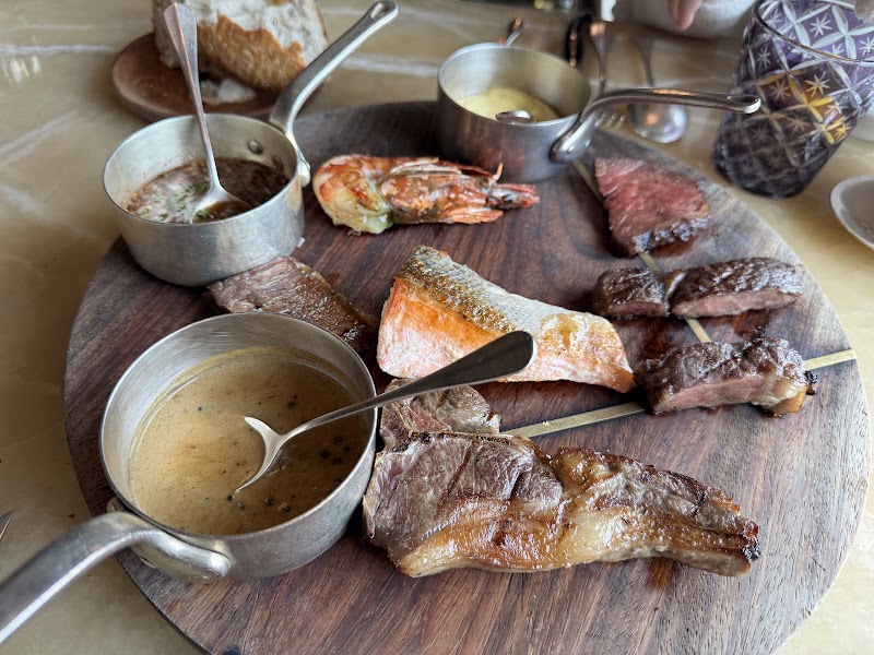 Penthouse Bar + Grill - Penthouse Bar + Grill, 34th - 36th Floor, Park Hyatt Bangkok, 88 ถ. วิทยุ แขวงลุมพินี เขตปทุมวัน กรุงเทพมหานคร 10330, Thailand