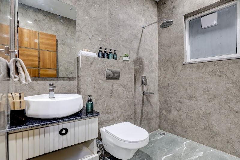 Alaya Stays by ELIVAAS Amaltas Aravali - Alaya Stays by ELIVAAS Amaltas Aravali Farm No C-69, Ansal Aravali Retreat, near PATHWAYS WORLD SCHOOL, Block C, Gurugram, Haryana 122102, India
