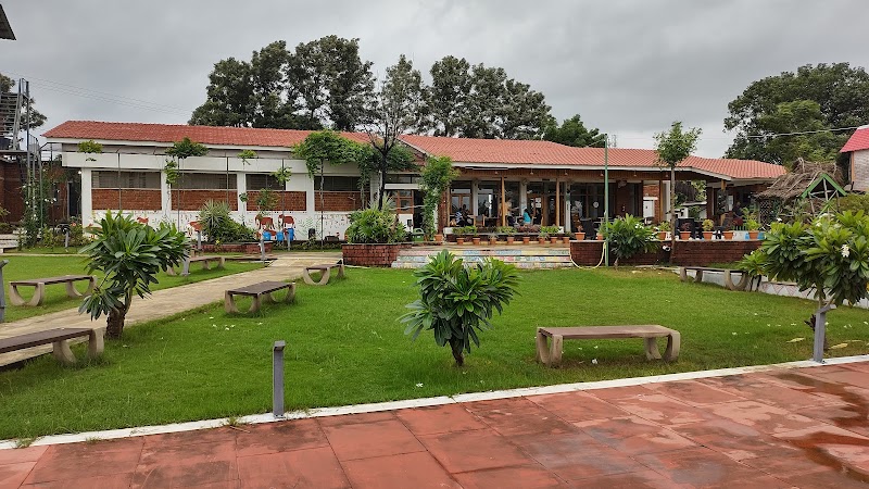 MPT Bison Resort, Madhai - MPT Bison Resort, Madhai, Near Satpura National Park Gate Vill- Sarangpur, Post- Kamti Teh. Sohagpur, Madai, Sarangpur, Madhya Pradesh 461771, India