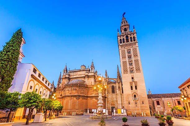 La Giralda - La Giralda Av. de la Constitución, s/n, Casco Antiguo, 41004 Sevilla, Spain
