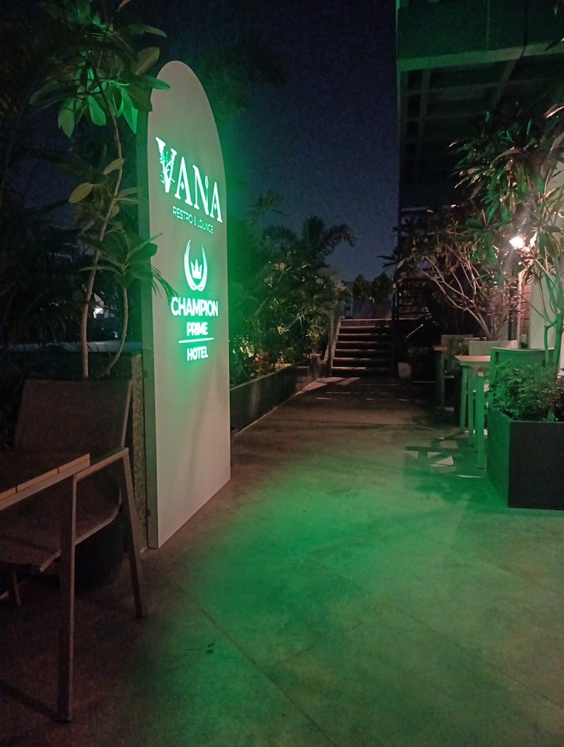 Vana Restro & Lounge - Vana Restro & Lounge Rooftop, Champion Prime Building, Champion Marg, Shakti Nagar, Udaipur, Rajasthan 313001, India
