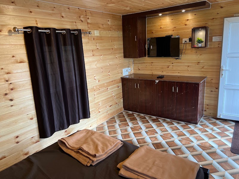 The Clover resorts - The Clover resorts 2, No.67Manjakuttai, No.14, to, Anthoniyar Nagar Road, Shevaroys Hills, Manjakuttai, Yercaud, Tamil Nadu 636602, India