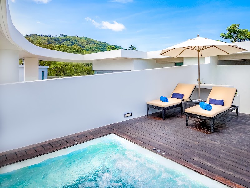 Let's Phuket Twin Sands Resort & Spa