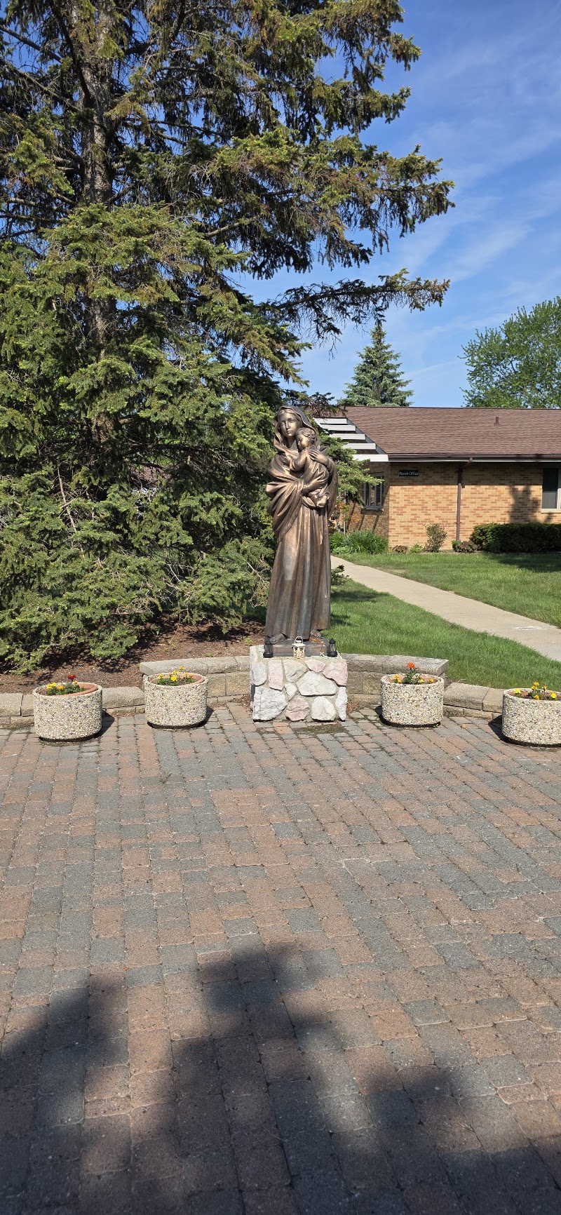 St Christopher Catholic Church - St Christopher Catholic Church, 1000 Michigan Ave, Marysville, MI 48040, USA