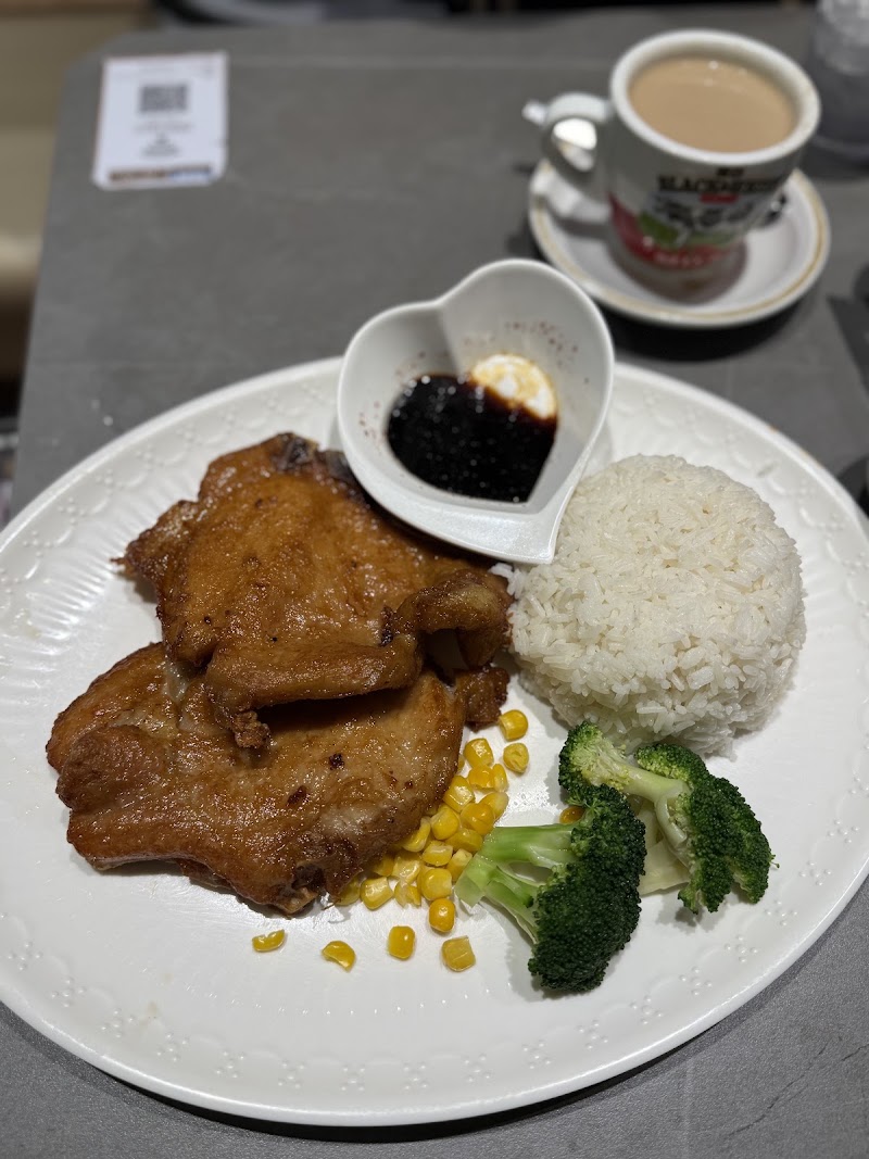 Yuen Long Bistro - Yuen Long Bistro, 2號 Sheung Ning Rd, Hang Hau, New Territories, Hong Kong