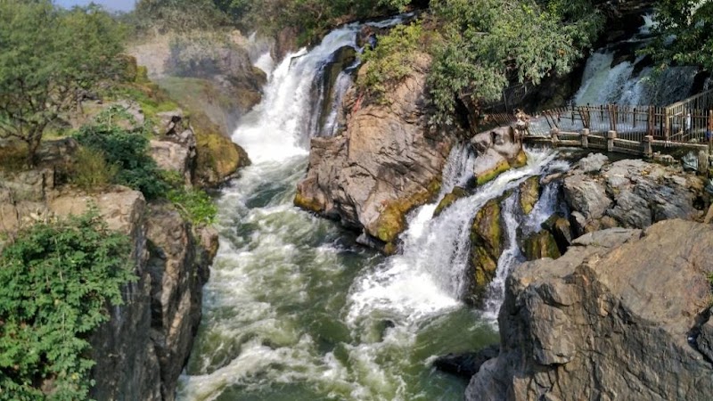 Madheswara Betta - Hogenakkal Falls Road - Madheswara Betta - Hogenakkal Falls Road, Madheswara Betta - Hogenakkal Falls Rd, Karnataka 571490, India