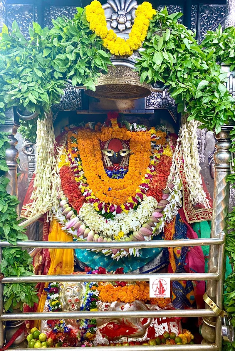 Vishva Hindu Parishad - Vishva Hindu Parishad, Kesar Bhawan, 27, Panna Lal Rd, Darbhanga Colony, George Town, Prayagraj, Uttar Pradesh 211002, India
