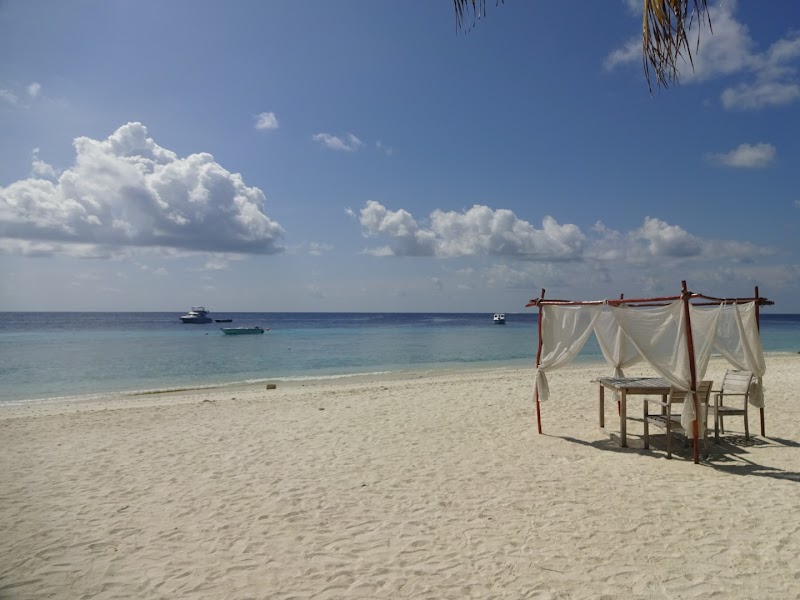 Atolls of the Maldives - Atolls of the Maldives, Malé, Maldives