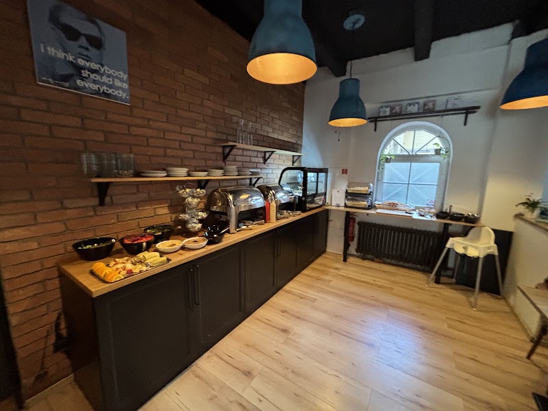 Le Petit Cafe & Restaurant - Le Petit Cafe & Restaurant, Suché mýto 510/19, 811 03 Bratislava-Staré Mesto, Slovakia