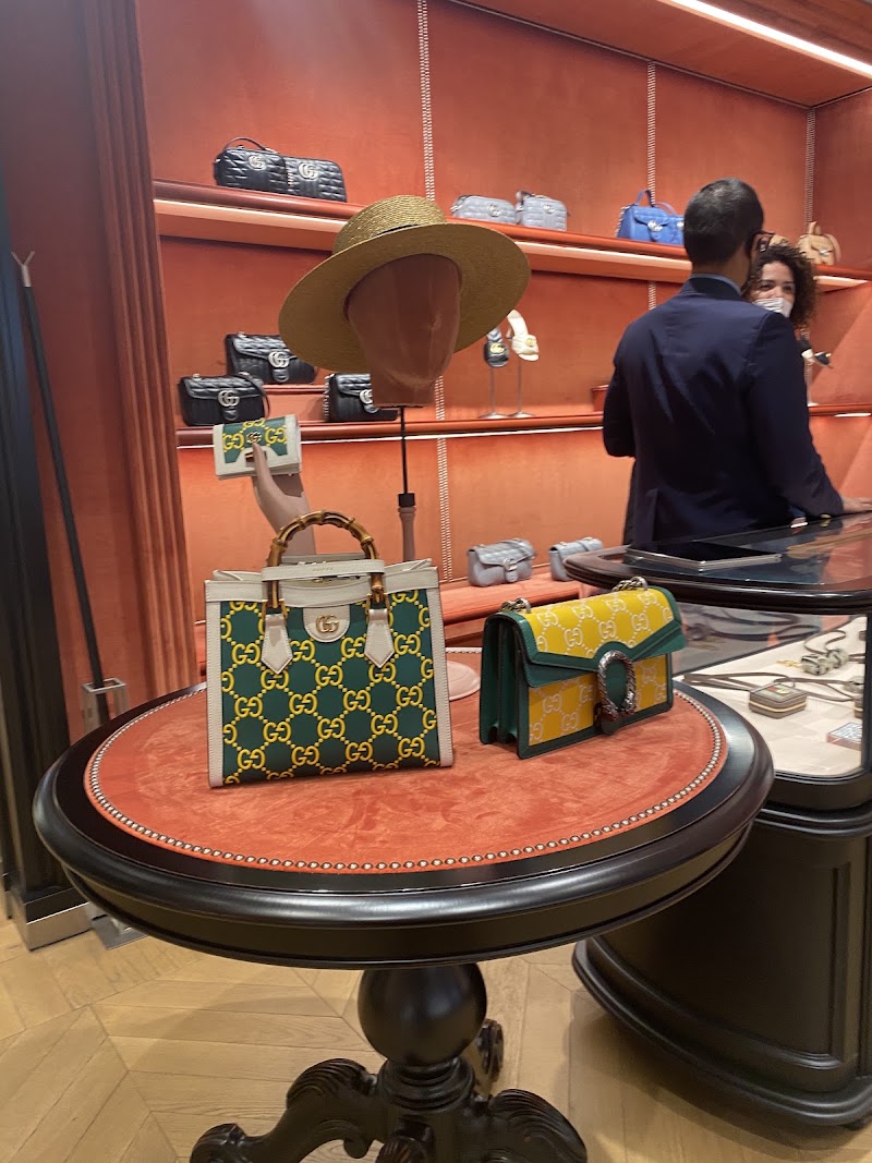Gucci - Frankfurt Goethestrasse - Gucci - Frankfurt Goethestrasse, Goethestraße 5, 60313 Frankfurt am Main, Germany