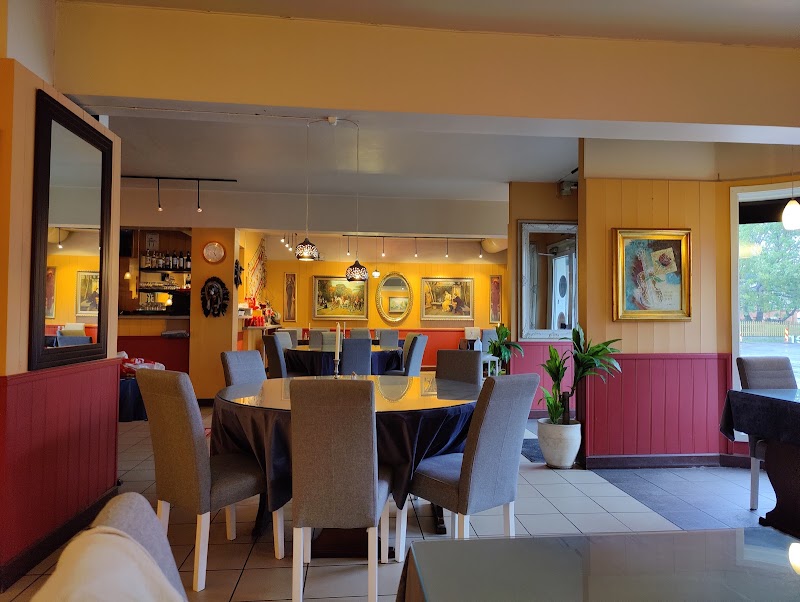 Lille Milano pizza og kebab restaurant - Lille Milano pizza og kebab restaurant, Storgata 57, 8370 Leknes, Norway