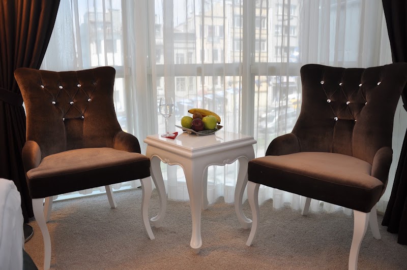 Taksim Line Hotel - Taksim Line Hotel Şehit Muhtar Caddesi Ana Çeşmesi Sokak No : 13 Taksim Meydan, Şehit Muhtar, 34435 Beyoğlu/İstanbul, Türkiye