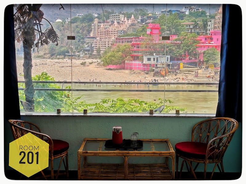Hotel Ganga View - Hotel Ganga View in front of Rani Temple, next to the sunset ghat, Laxman Jhula, Rishikesh, Jonk, Uttarakhand 249302, India