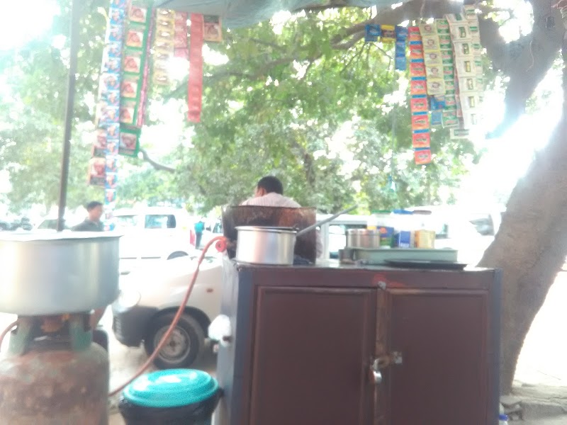 Raju Tea Stall - Raju Tea Stall F2FX+J84, DLF Colony, Sector 14, Gurugram, Haryana 122007, India