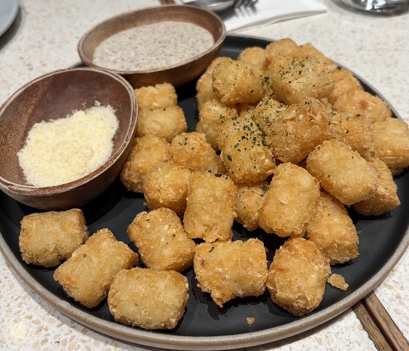 Little Tree Food Dunnan - Little Tree Food Dunnan 106, Taiwan, Taipei City, Da’an District, Yi'an Village, Section 2, Dunhua S Rd, 39-1號捷運信義安和站