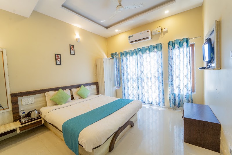 Hotel GreenPearl Mahabaleshwar - Hotel GreenPearl Mahabaleshwar Panchgani - Mahabaleshwar Rd, near Mapro Garden, Bondarwadi, Mahabaleshwar, Maharashtra 412806, India