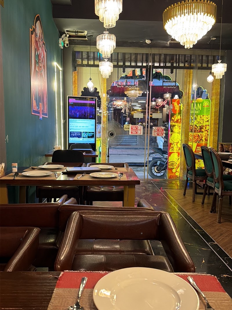 The TAJ Indian & Vegetarian Restaurant - Hanoi Old Quarter Hoan Kiem - The TAJ Indian & Vegetarian Restaurant - Hanoi Old Quarter Hoan Kiem 71 P. Hàng Buồm, Phố cổ Hà Nội, Hoàn Kiếm, Hà Nội 100000, Vietnam