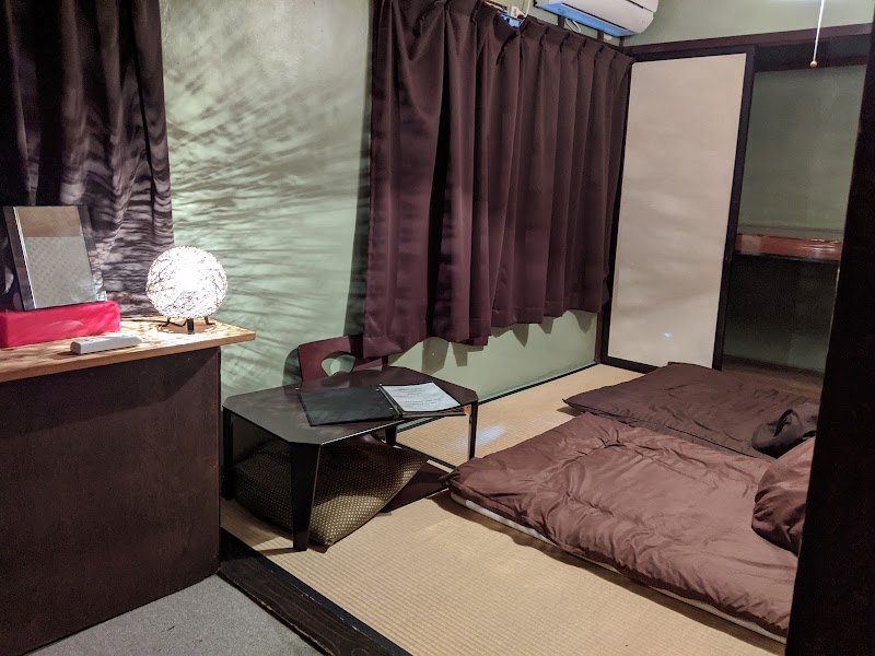 TOMORI Guest House - TOMORI Guest House Tomimatsucho, Shimogyo Ward, Kyoto, 600-8124, Japan