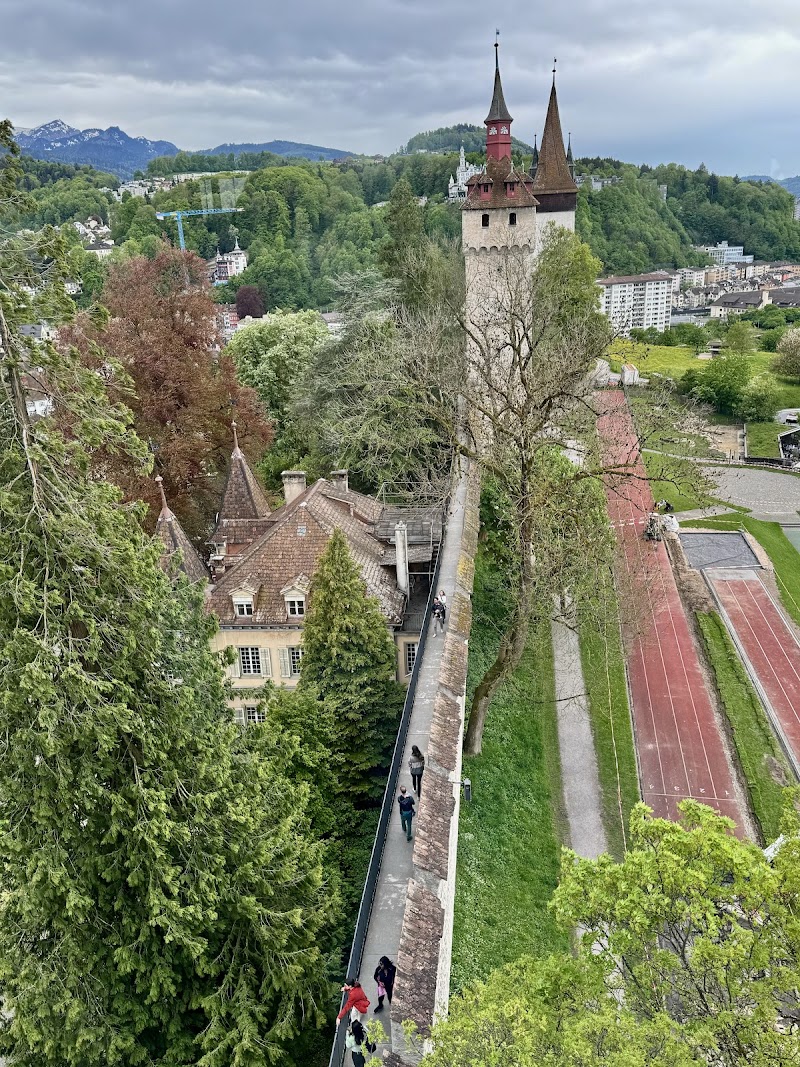 Museggmauer - Museggmauer Auf Musegg, 6004 Luzern, Switzerland