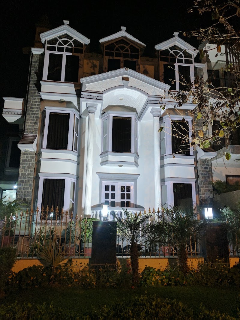Hotel Windsor Castle - Hotel Windsor Castle 66, Jacaranda Marg, DLF Phase 2, Sector 25, Gurugram, Haryana 122002, India