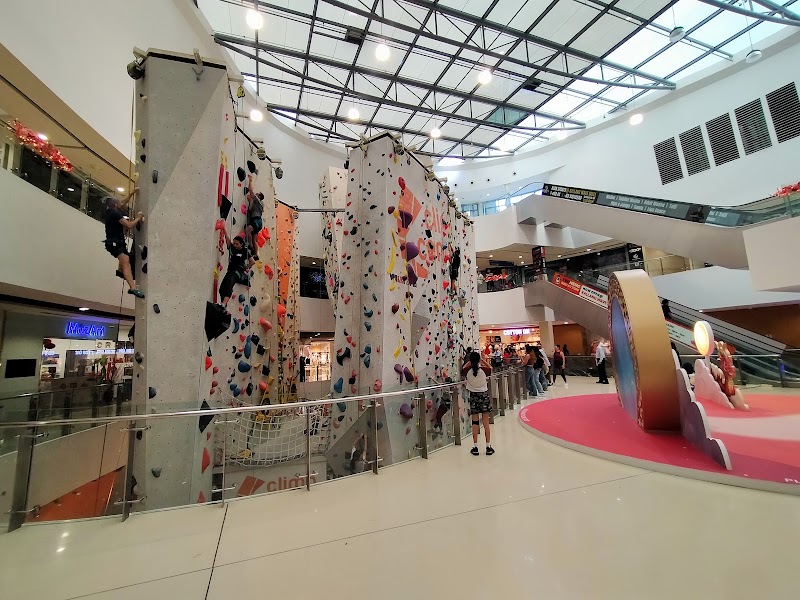 Kallang Wave Mall - Kallang Wave Mall 1 Stadium Pl, Singapore 397628