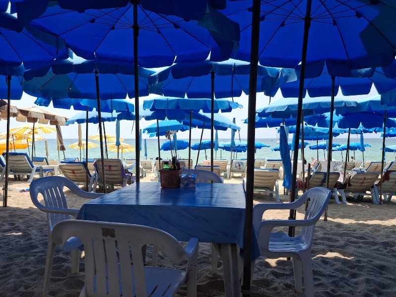 Twins Beach Restaurant