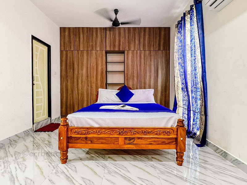 Black Beach Resort - Black Beach Resort 1/132 G, Thiruvambadi Rd, N Cliff Rd, Varkala, Kerala 695141, India