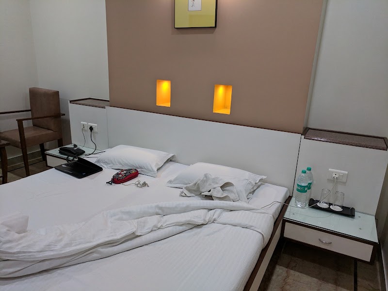Narula Convention Centre & rooms - Narula Convention Centre & rooms F8C8+C2G, G.T. Road, Ashok Nagar, Harsh Nagar, Kanpur, Uttar Pradesh 208012, India