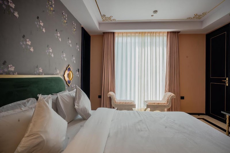 BUR'dera - A Boutique Hotel - BUR'dera - A Boutique Hotel, E-83 West, SL Marg, Near Airport, Lal Bahadur Nagar, Chandrakala Colony, Durgapura, Jaipur, Rajasthan 302018, India