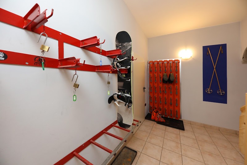 Appartamenti Villa Marta - Appartamenti Villa Marta streda de Col da l'Ost 40, 38030 Campestrin TN, Italy