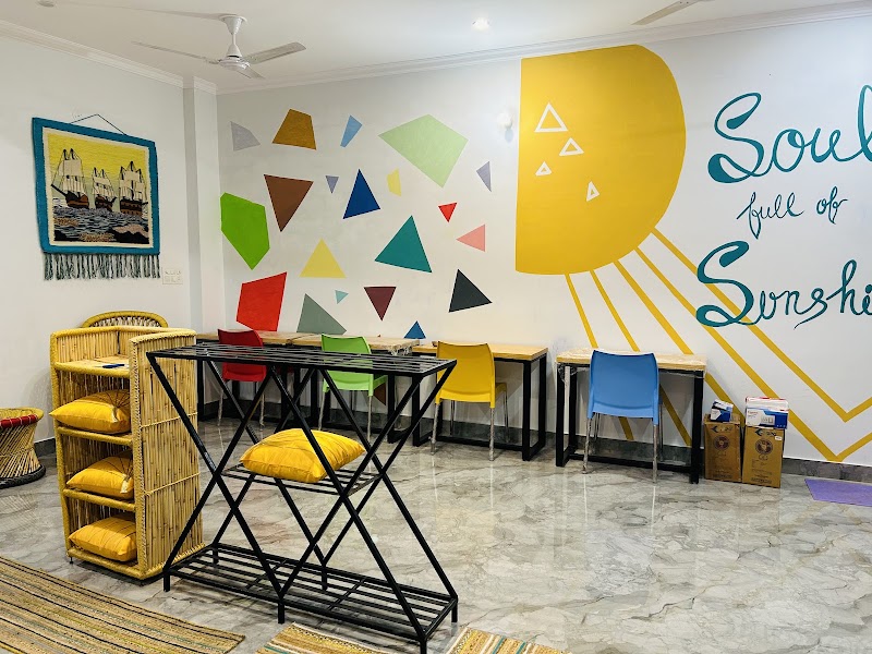 wuiD stayin, wakeupinDoon - wuiD stayin, wakeupinDoon Kanwali Rd, near Ganesh temple, Tilak Nagar, Khurbura Mohalla, Dehradun, Uttarakhand 248001, India
