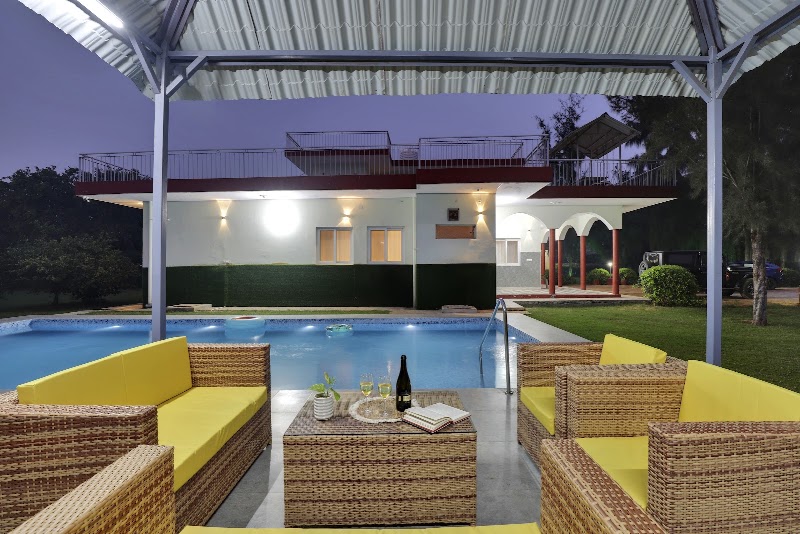 Alaya Stays by ELIVAAS Luxe FarmAcre - Farmhouse in Manesar | 4 BHK Farm with Private Pool - Alaya Stays by ELIVAAS Luxe FarmAcre - Farmhouse in Manesar | 4 BHK Farm with Private Pool Taroh Greens, No. 50, Farm House Rd, near Best Western Country Resort, Manesar, Para, Haryana 122105, India