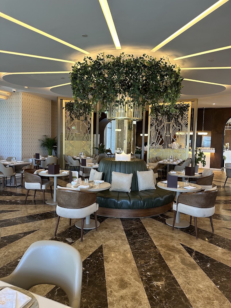 Vine Restaurant - Vine Restaurant St Regis، Doha, Qatar