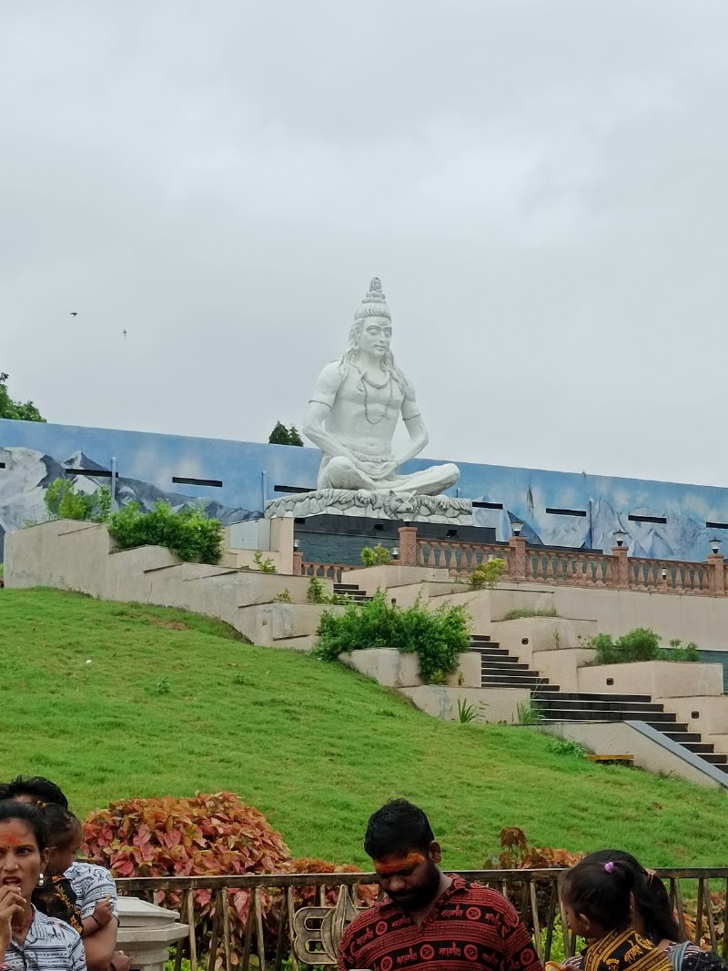 Shri Chaubis Khamba Mata Temple, Ujjain - Shri Chaubis Khamba Mata Temple, Ujjain 24, Gudri Chouraha, Jaisinghpura, Ujjain, Madhya Pradesh 456006, India