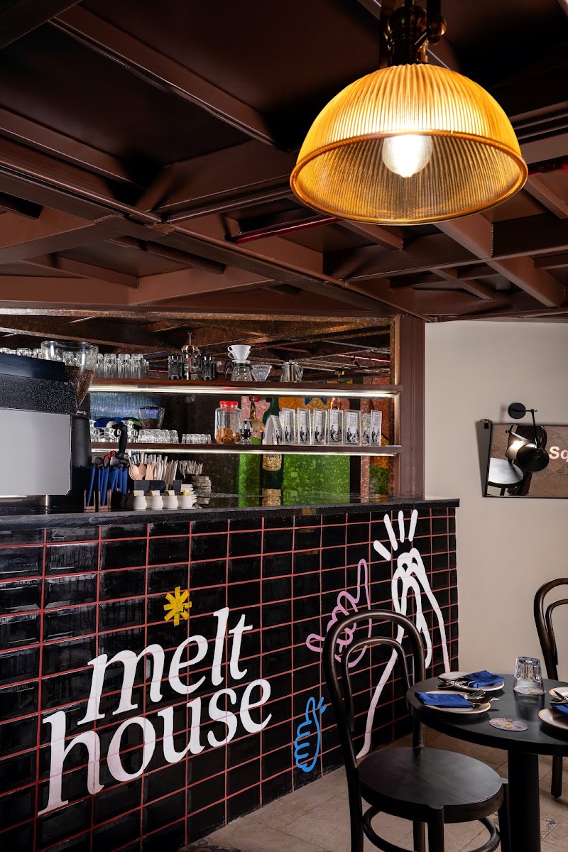 Melt House - Melt House Ground Floor, M3M International Financial Centre, Golf Course Ext Rd, Badshahpur, Sector 66, Gurugram, Haryana 122101, India