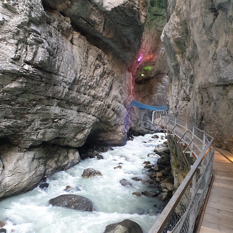 OUTDOOR - Glacier Canyon Grindelwald - OUTDOOR - Glacier Canyon Grindelwald, Gletscherschlucht 1, 3818 Grindelwald, Switzerland