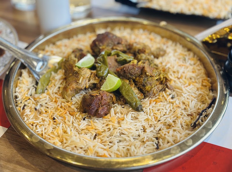 AL RAZI Restaurant - AL RAZI Restaurant, 5P2H+Q2Q, Adoor, Kerala 691523, India