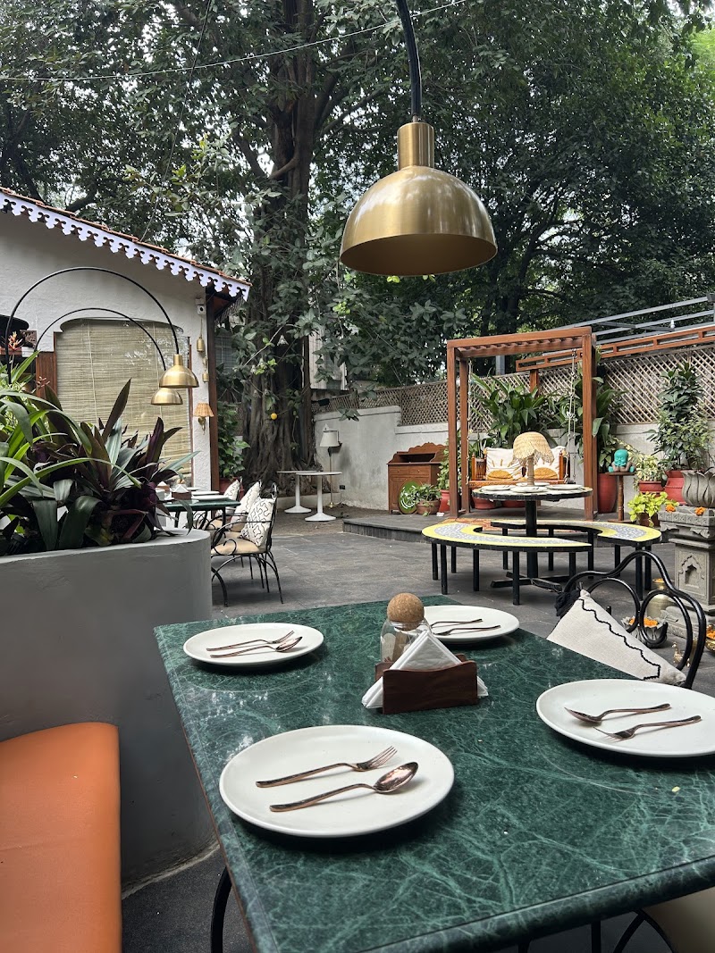 Sante Spa Cuisine LCR - Sante Spa Cuisine LCR Law College Rd, opp. Murlidhar Smruti Society, Murlidhar Smruti Society, Apex Colony, Erandwane, Pune, Maharashtra 411038, India
