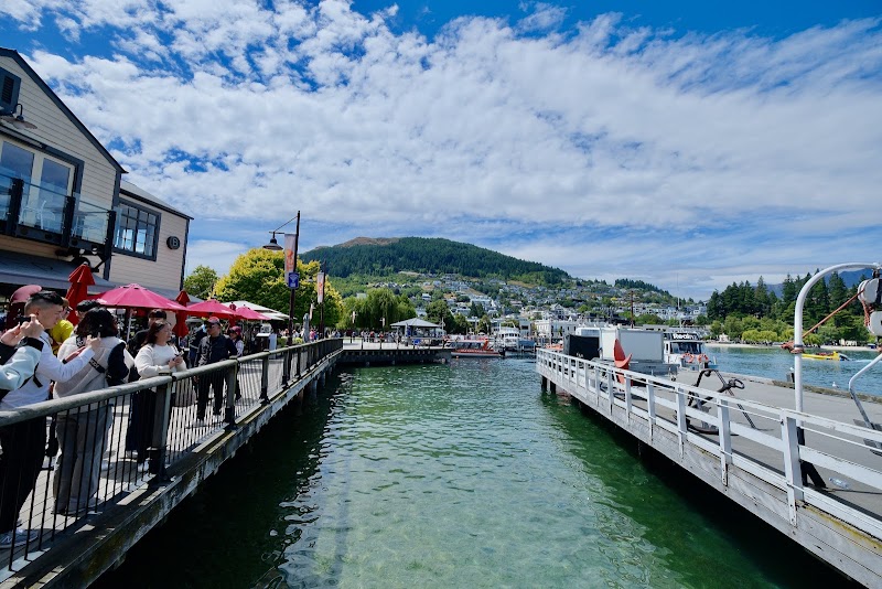 Southern Discoveries - Queenstown Visitor Centre - Southern Discoveries - Queenstown Visitor Centre, 110 Beach St, St, Omer Wharf, Queenstown 9300, New Zealand