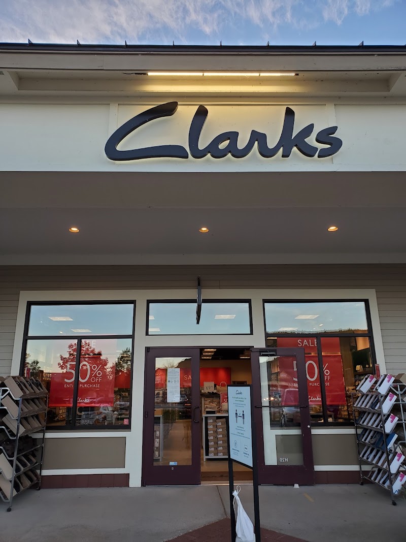 Clarks Bostonian Outlet - Clarks Bostonian Outlet 2 Common Ct Unit B14, North Conway, NH 03860, USA