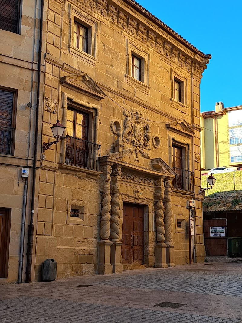 Haro - Haro, P.º Iglesia de la, 1, 26200 Haro, La Rioja, Spain