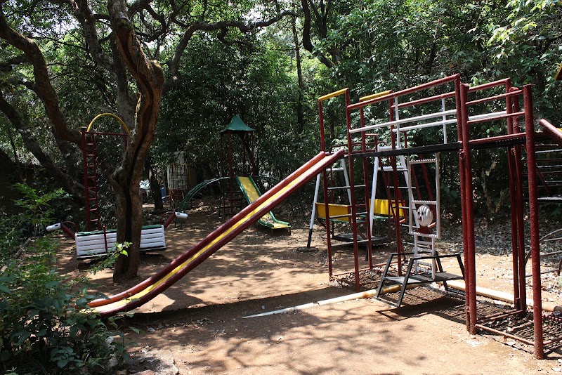 Grand Resort - Grand Resort, Woodlawn Road, behind Madhusagar, Mahabaleshwar, Maharashtra 412806, India