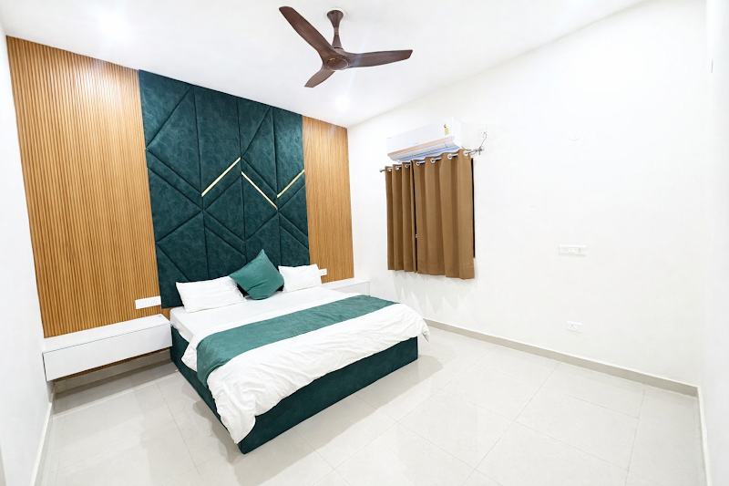 Aravali Farm - Aravali Farm, Plot no - 7A, Para, Ahead of Alaya Stays by ELIVAAS Ashirwad Farms, 132, Major District Road, near Best Western Resort Country Club, Gurugram, Panchgaon, Haryana 122105, India